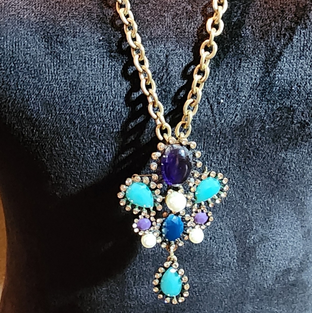Unique Necklace.  Pendant can also be worn as Brooch.
